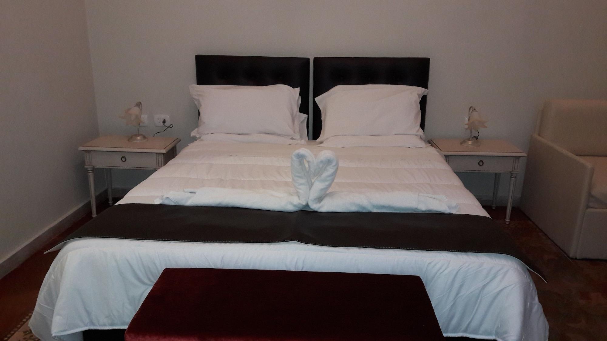 Umberto House Catania Hotel ภายนอก รูปภาพ