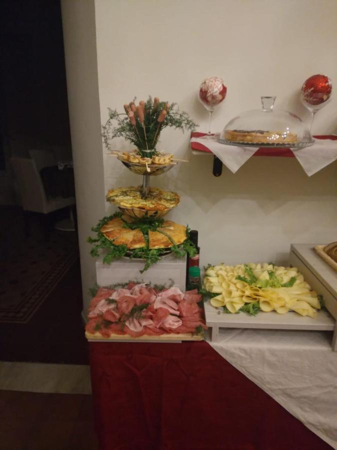 Umberto House Catania Hotel ภายนอก รูปภาพ