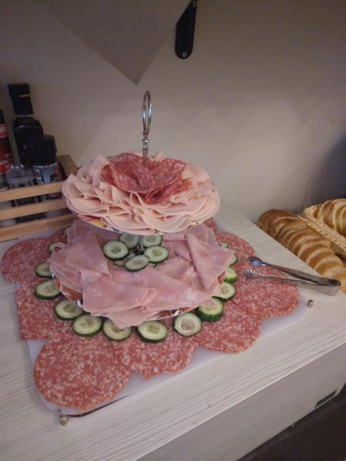 Umberto House Catania Hotel ภายนอก รูปภาพ