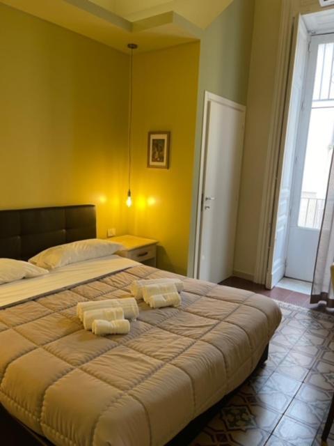 Umberto House Catania Hotel ภายนอก รูปภาพ