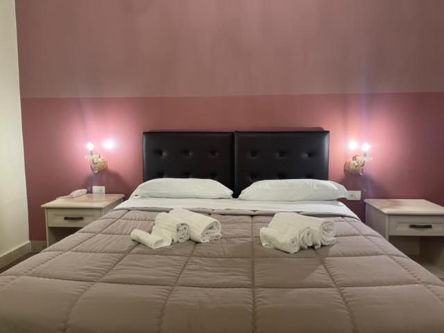 Umberto House Catania Hotel ภายนอก รูปภาพ