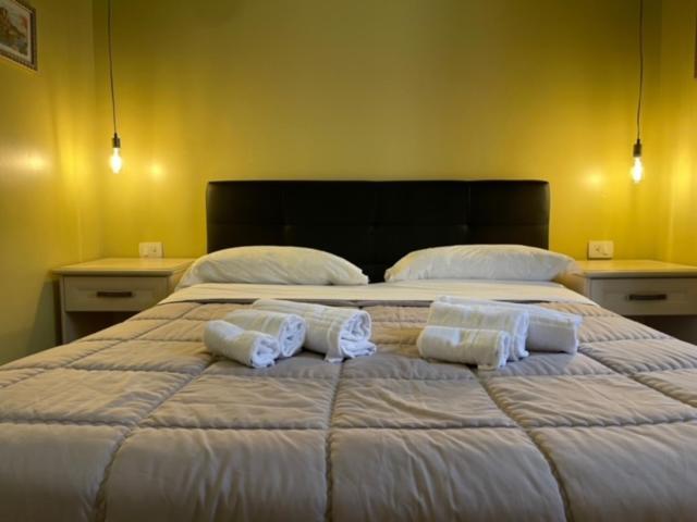 Umberto House Catania Hotel ภายนอก รูปภาพ