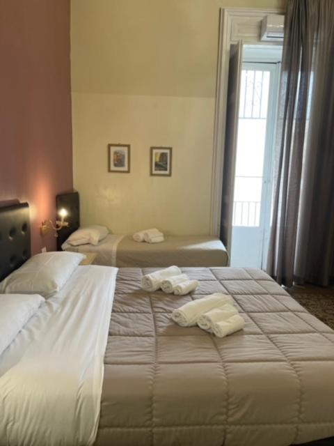 Umberto House Catania Hotel ภายนอก รูปภาพ