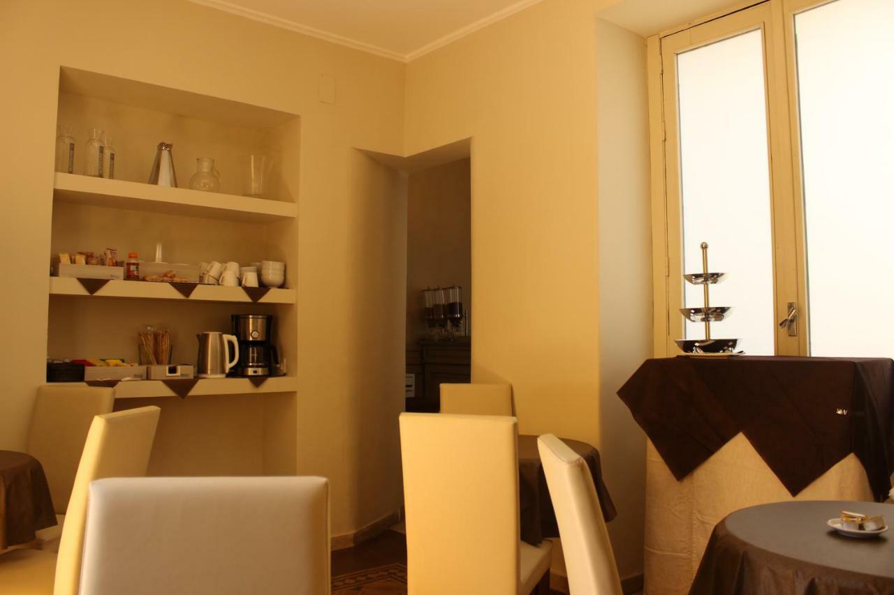 Umberto House Catania Hotel ภายนอก รูปภาพ